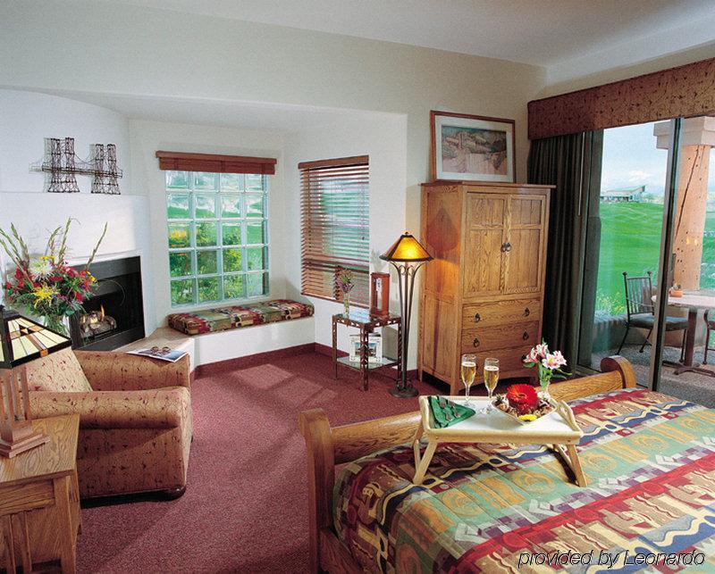 Inn At Eagle Mountain Fountain Hills Room photo