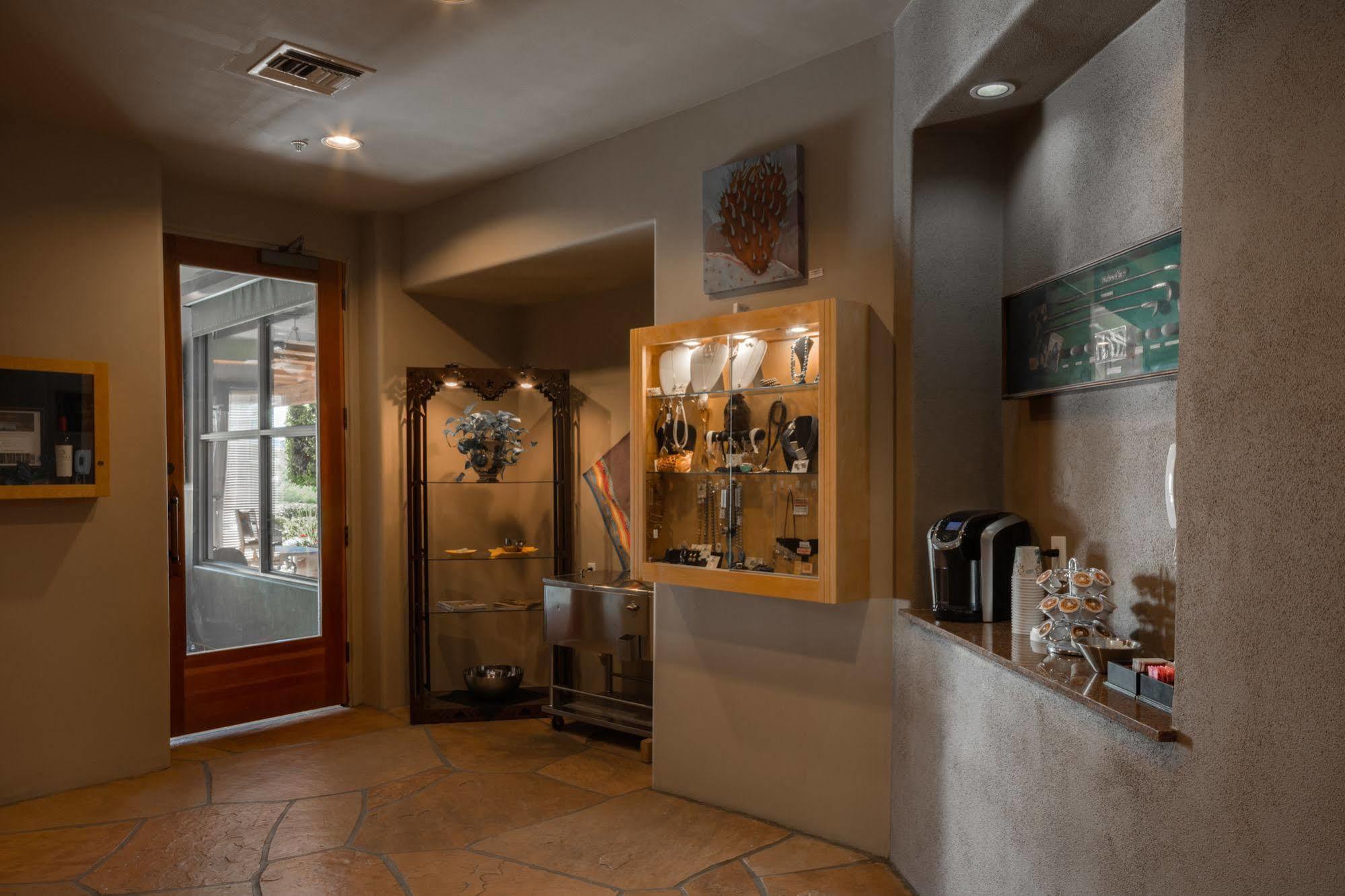 Inn At Eagle Mountain Fountain Hills Exterior photo