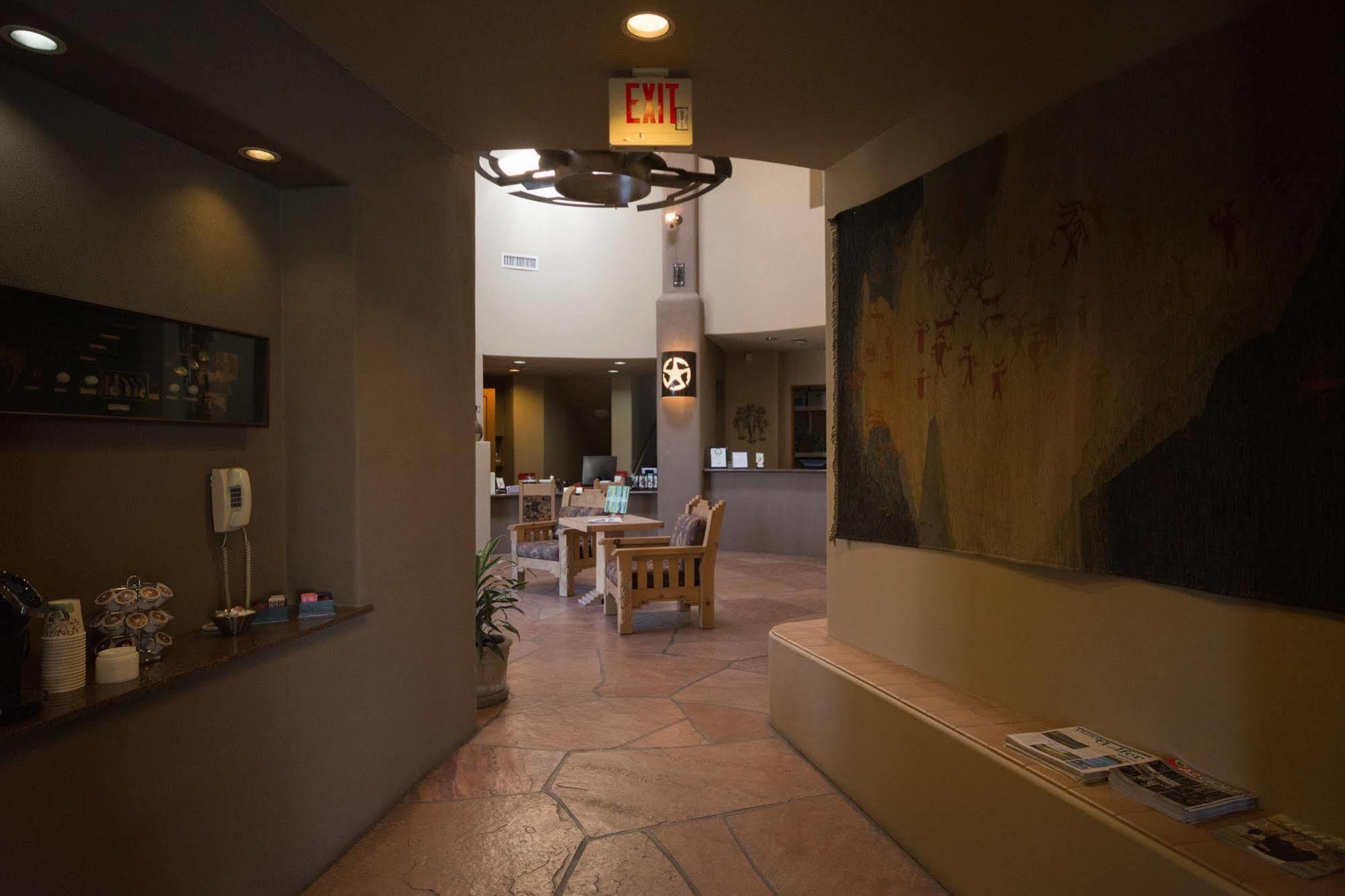 Inn At Eagle Mountain Fountain Hills Exterior photo